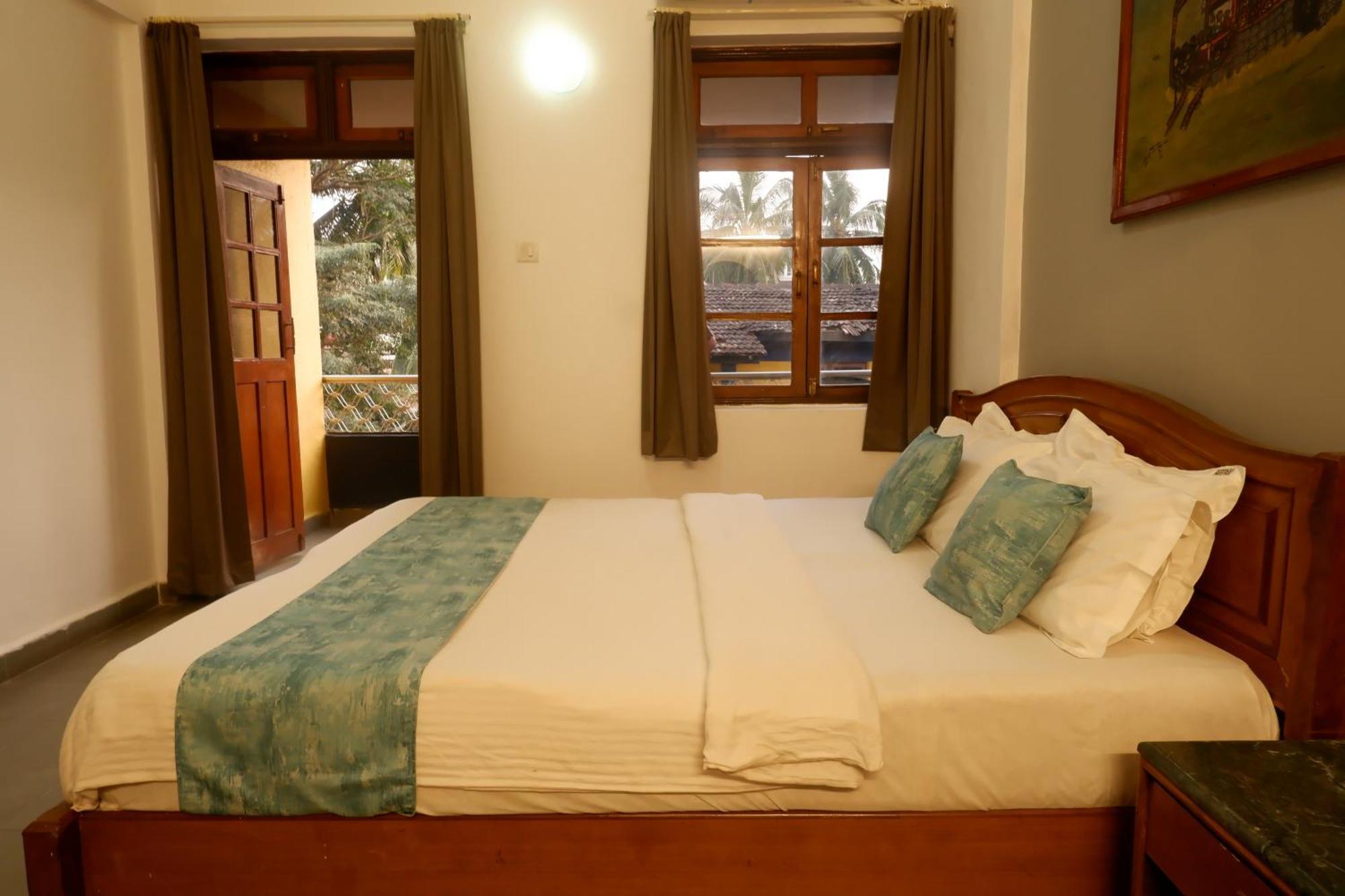 Falcon Resorts By Dia Hotels Calangute Buitenkant foto